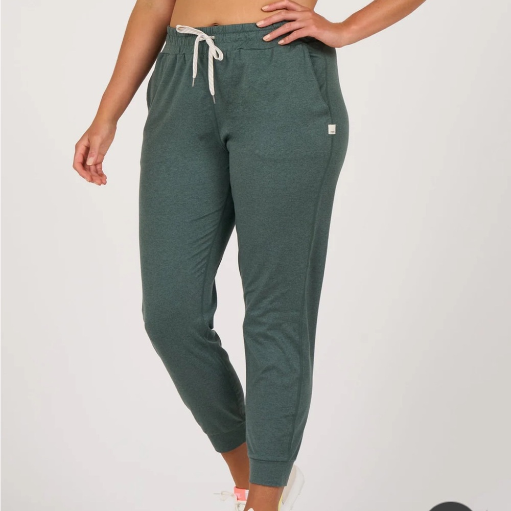 Vuori joggers